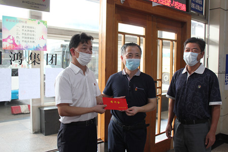 市總工會高溫慰問1（滕艷君）_副本.jpg